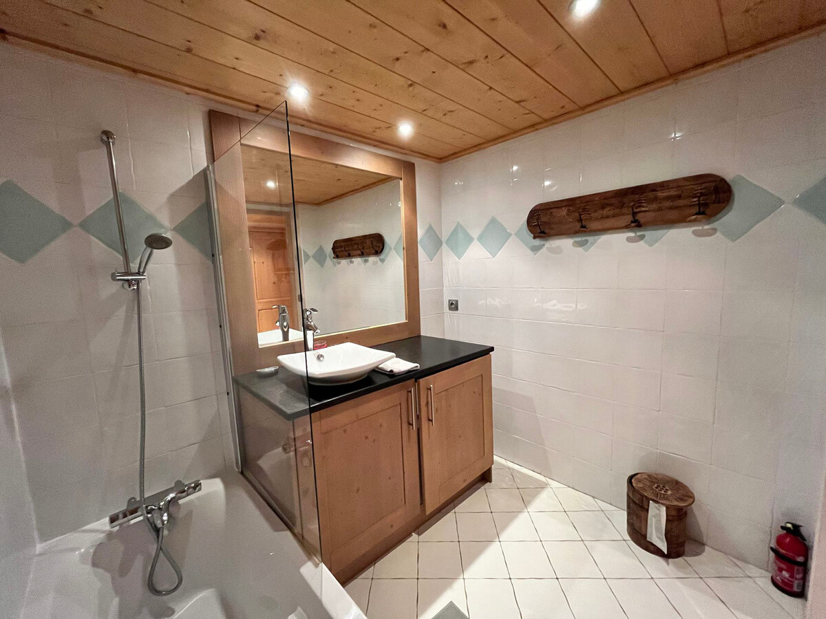 Appartement standing avec piscine à Samoëns, 50m des pistes - Photo 13