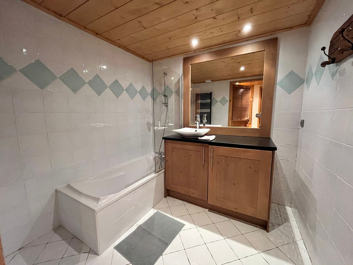 Appartement standing avec piscine à Samoëns, 50m des pistes - Photo 14