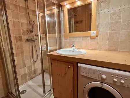 Lou Tibolire : Appartement T3 à Samoëns, ski bus à 50m : photo 7