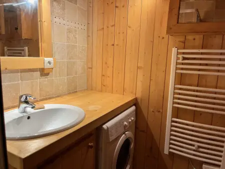 Lou Tibolire : Appartement T3 à Samoëns, ski bus à 50m : photo 8