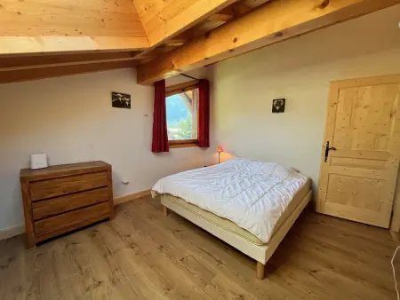Lou Tibolire : Appartement T3 à Samoëns, ski bus à 50m : photo 12