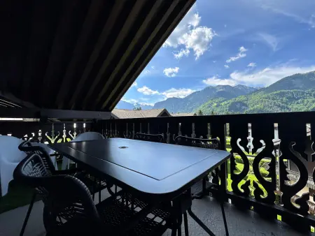 T2 centre Samoëns, balcon sud, ski-bus à 100m : photo 14