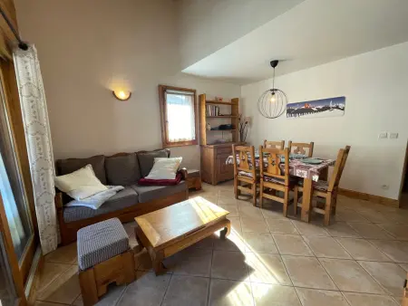 Appartement 2 chambres centre Samoëns, balcon, animaux OK : photo 4