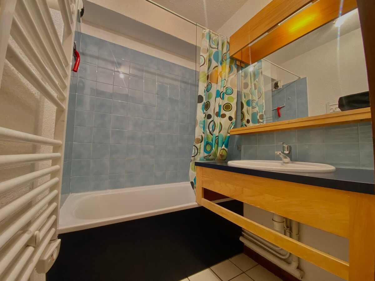 Studio lumineux 23m² centre Samoëns, vue Criou - Photo 5