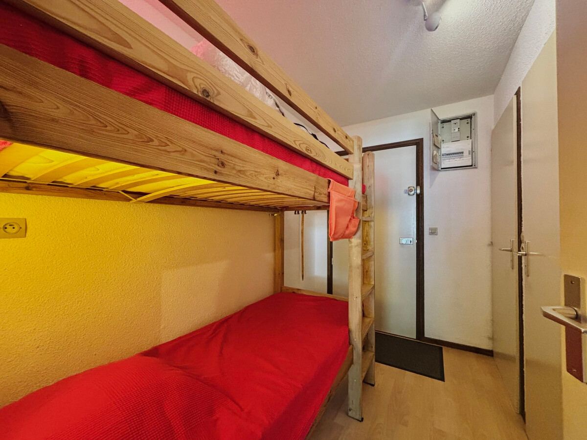 Studio lumineux 23m² centre Samoëns, vue Criou - Photo 6