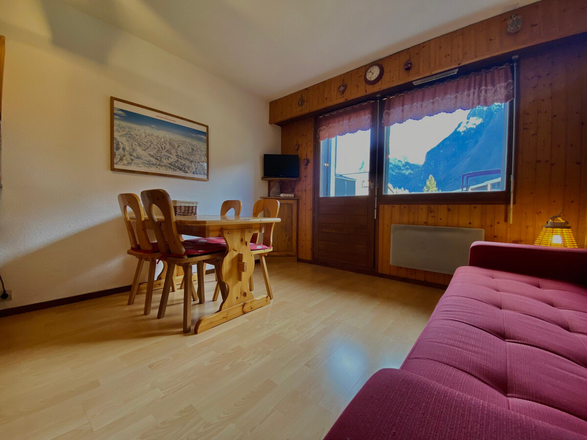 Studio lumineux 23m² centre Samoëns, vue Criou - Photo 8