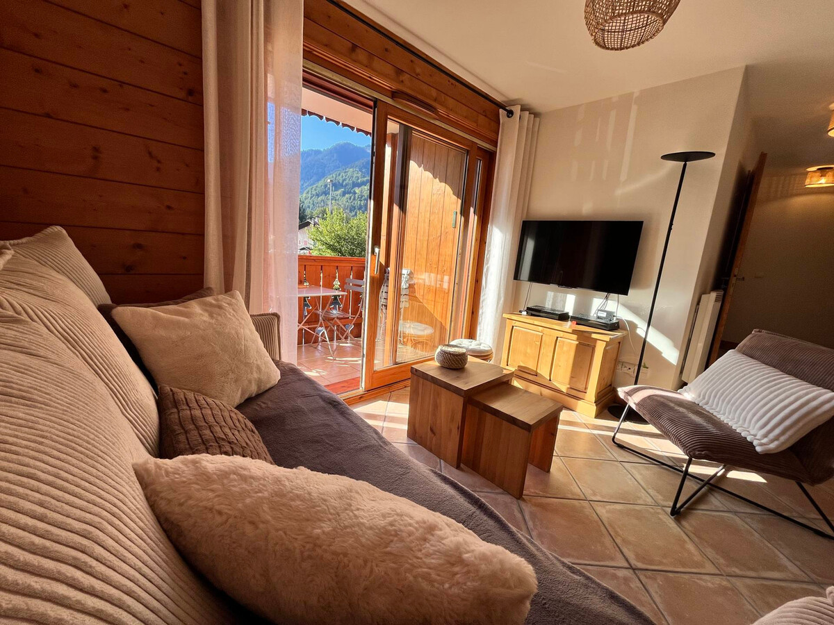 Villa Monette : T3 centre Samoëns, balcon, parking souterrain - Photo 2