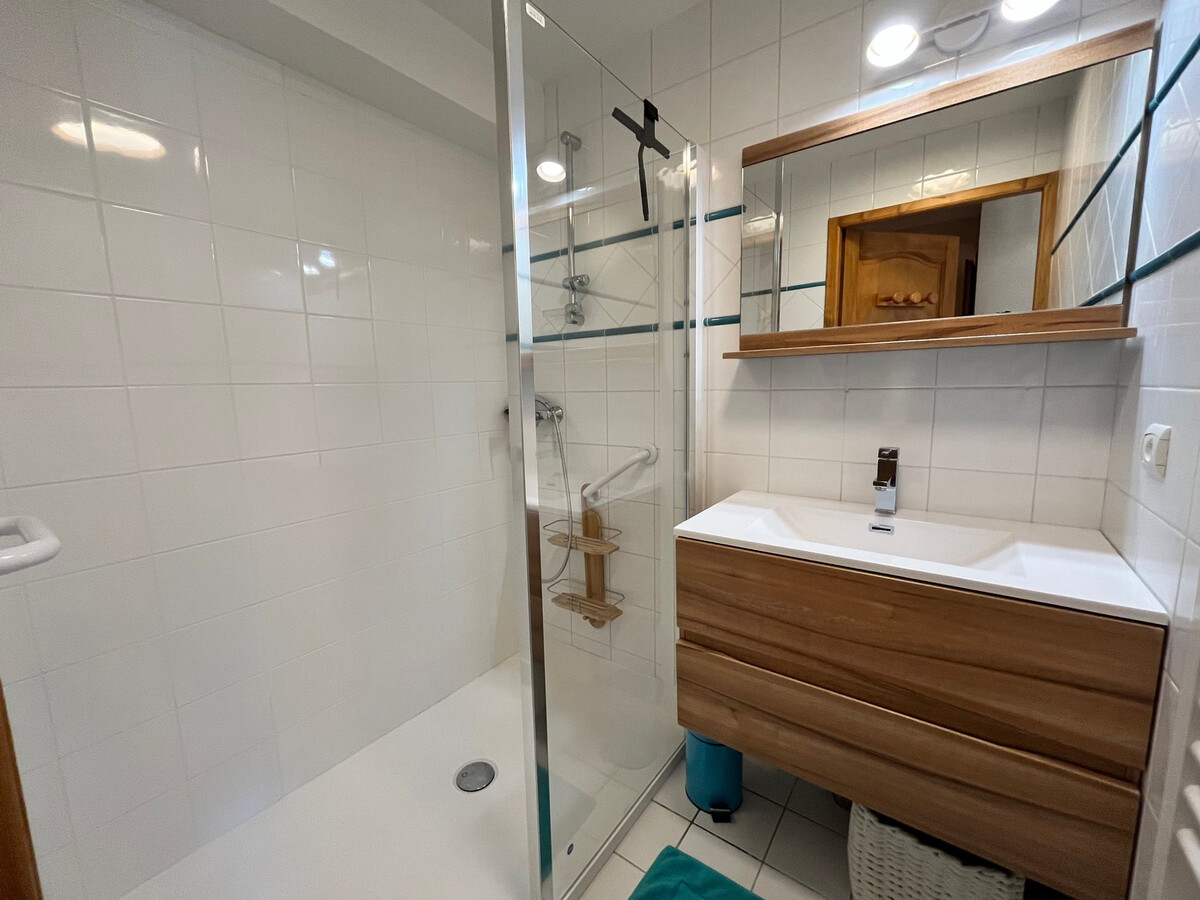 Villa Monette : T3 centre Samoëns, balcon, parking souterrain - Photo 13