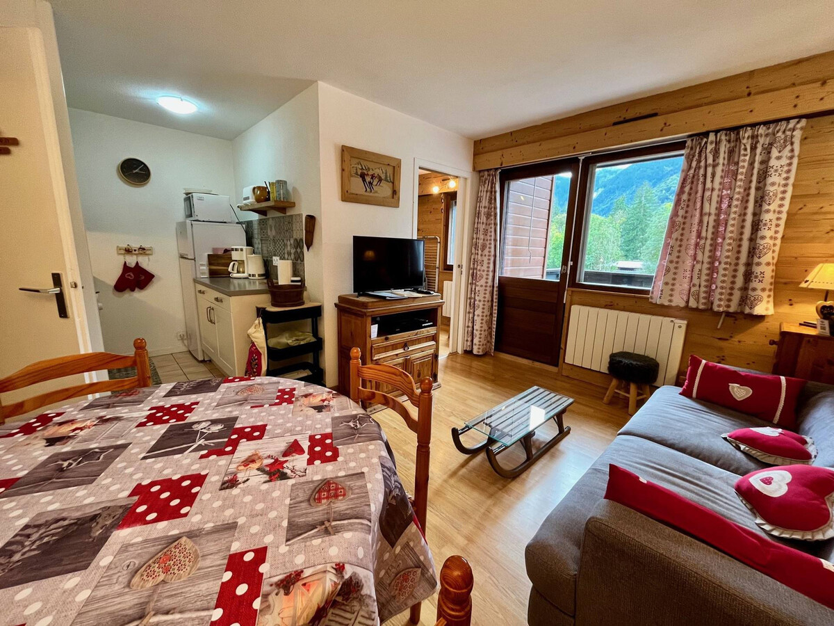 Appartement moderne Samoëns, balcon sud et parking privé - Photo 3