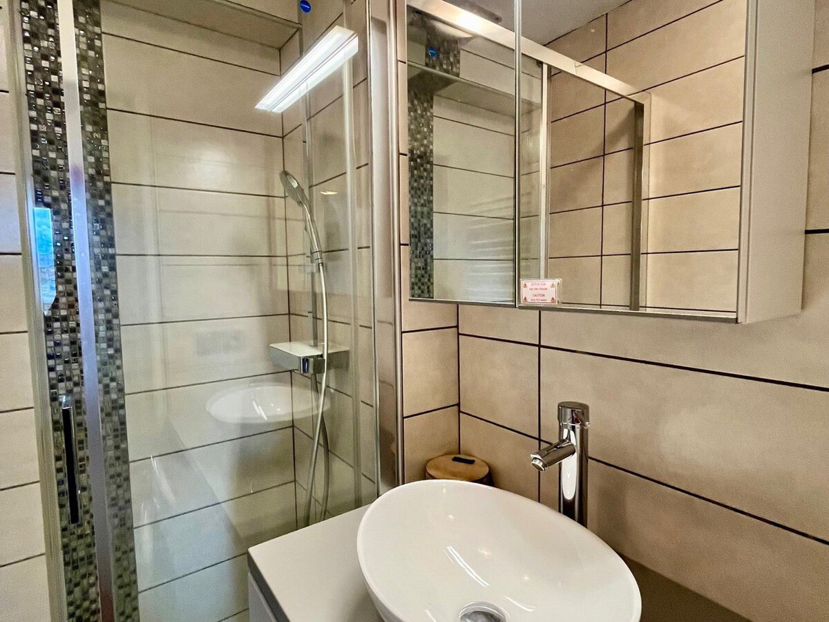 Appartement moderne Samoëns, balcon sud et parking privé - Photo 13