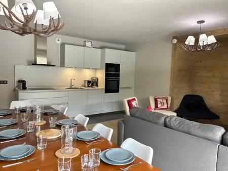 Location appartement à Les Gets, Appartement neuf aux Gets, au pied des pistes et du centre, avec terrasse et services inclus