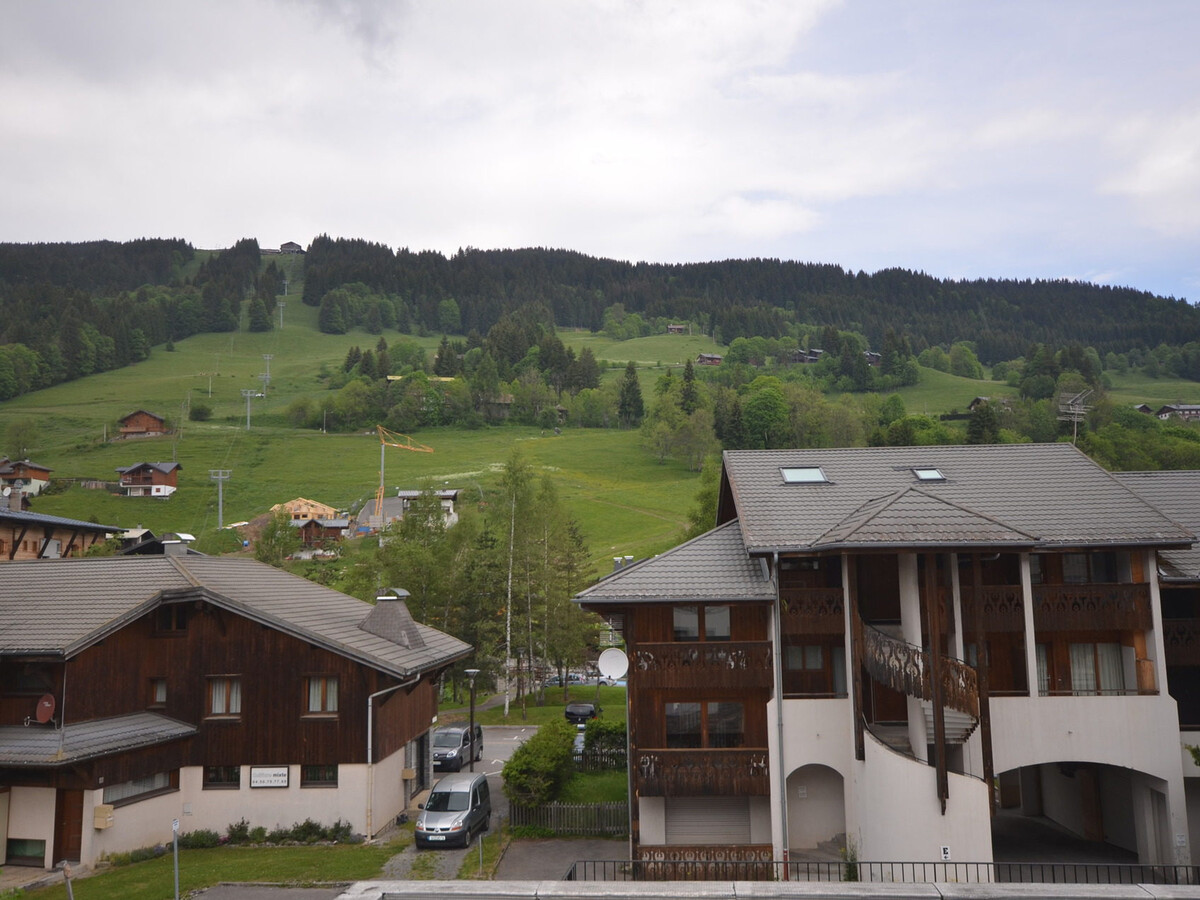 Appartement 3 chambres aux Gets avec terrasse et parking - Photo 6