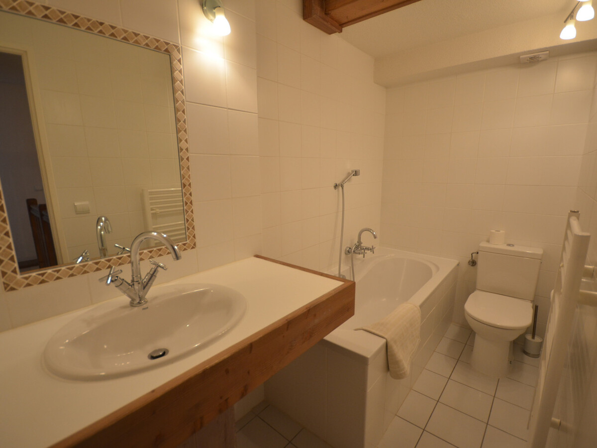 Appartement 3 chambres aux Gets avec terrasse et parking - Photo 9
