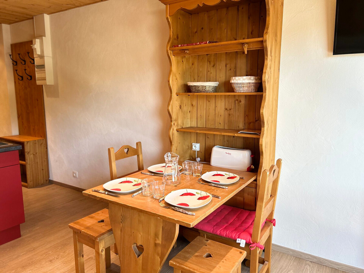 Studio 25 m² aux Gets, 4 couchages, balcon sud-est - Photo 4