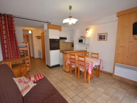 Studio Charmant aux Gets, Centre et Pistes à Pied, Balcon Sud-Ouest : photo 2