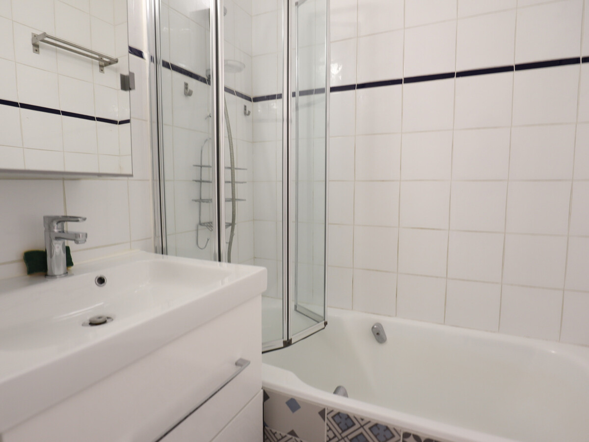 Appartement rénové 5 pers, 50m pistes, balcon, Les Gets - Photo 4