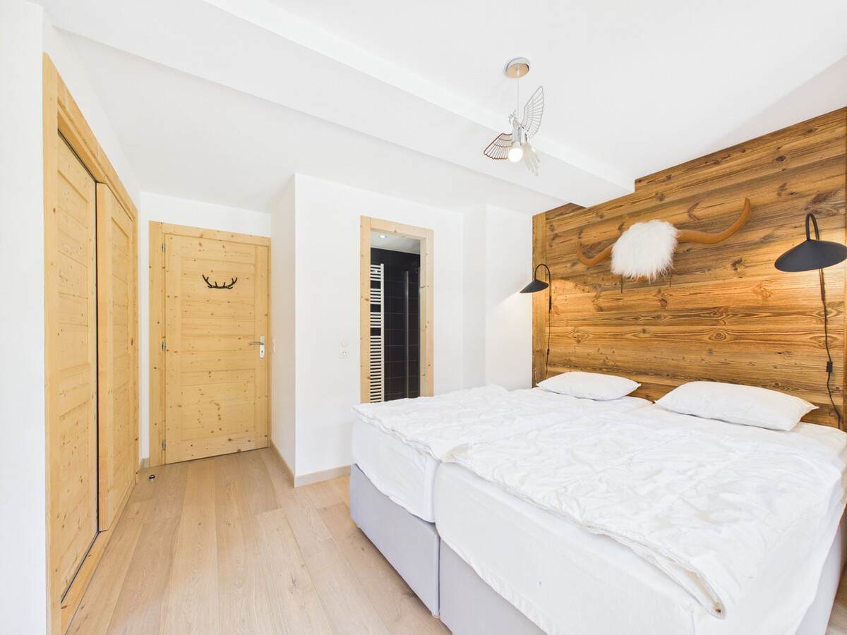 Duplex 86m² au cœur des Gets, 3 chambres, spa et parking - Photo 6