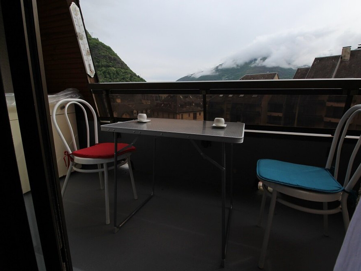 T2 35m² balcon, parking privé, centre Luchon - Photo 6