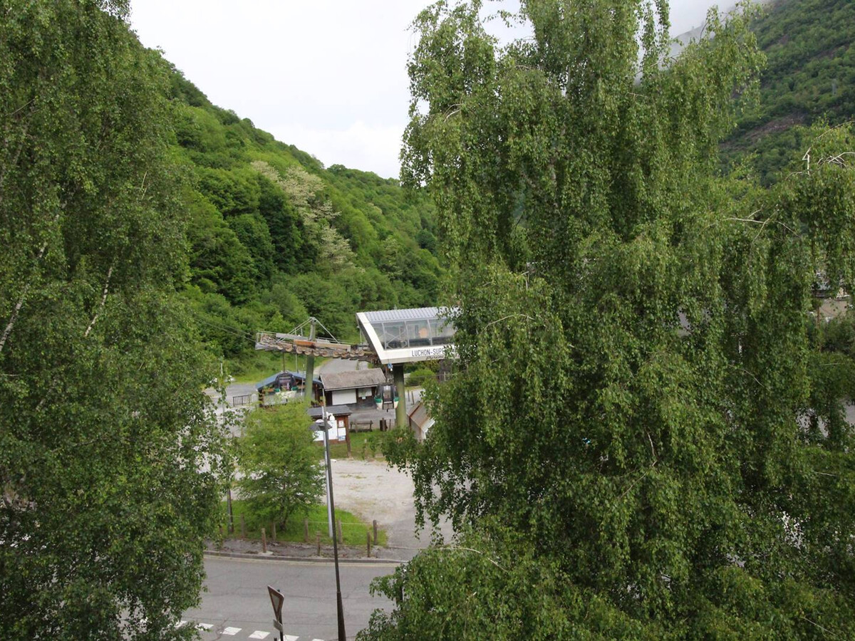 T2 35m² balcon, parking privé, centre Luchon - Photo 7