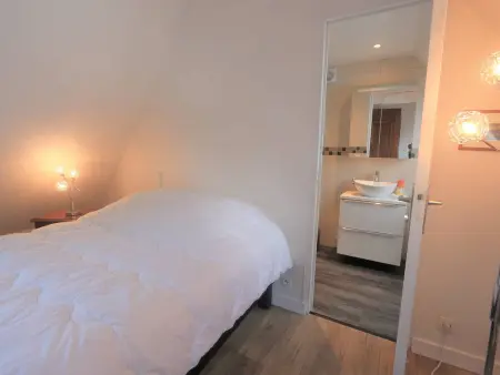 T2 duplex rénové avec jardin privé, vue port à Combrit - Photo 20