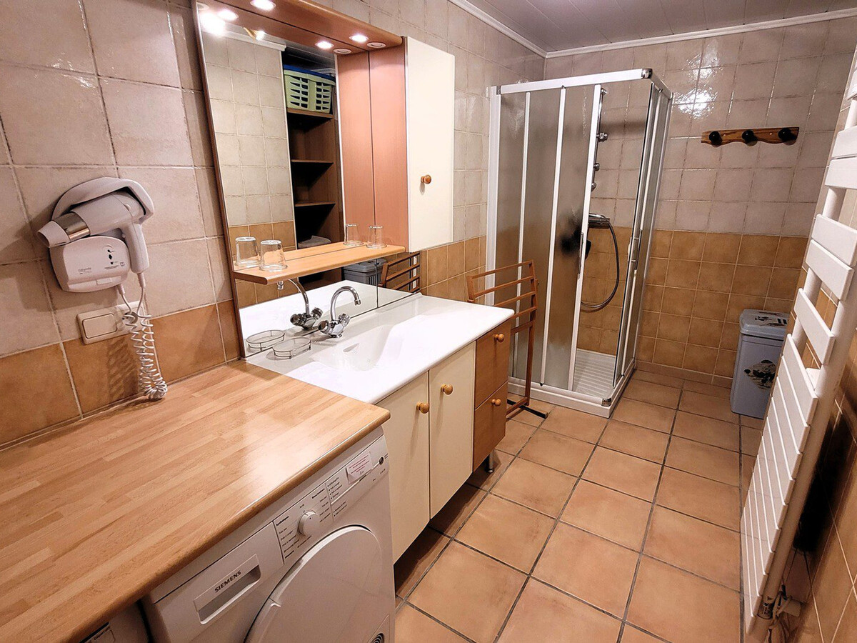 Appartement 10 pers, balcon vue pistes, skis aux pieds aux Gets - Photo 12