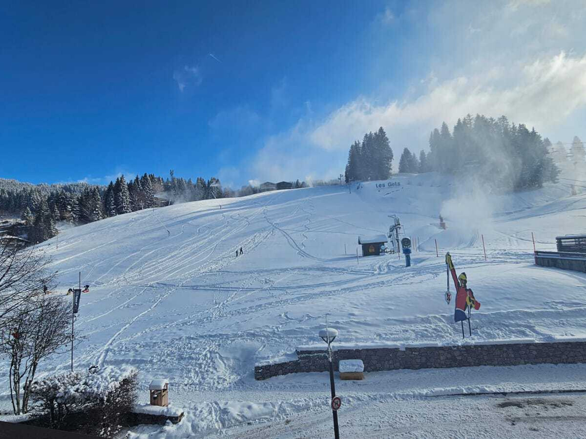 Appartement 10 pers, balcon vue pistes, skis aux pieds aux Gets - Photo 16