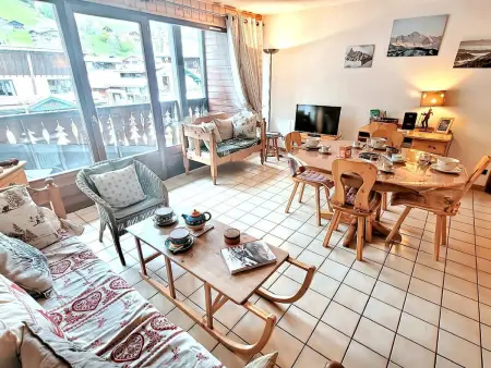 Location appartement à Les Gets, Appartement spacieux avec balcon et wifi au centre des Gets