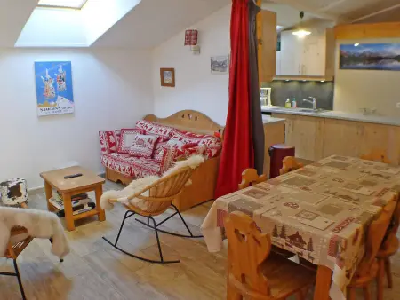 Location appartement à Samoëns, Coquet 3 pièces lumineux, centre de Samoëns, animaux acceptés, wifi, parking