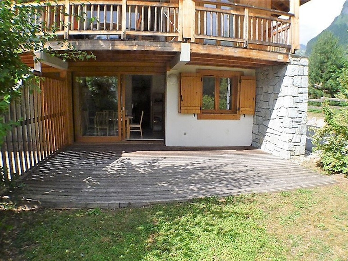 Appartement 3 pièces Samoëns, parking privé, vue montagne - Photo 2