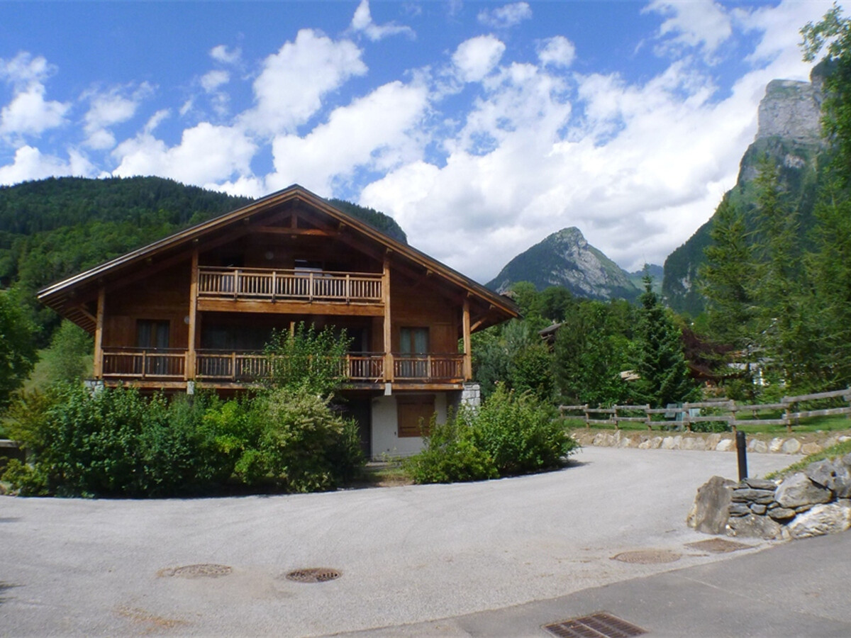 Appartement 3 pièces Samoëns, parking privé, vue montagne - Photo 11
