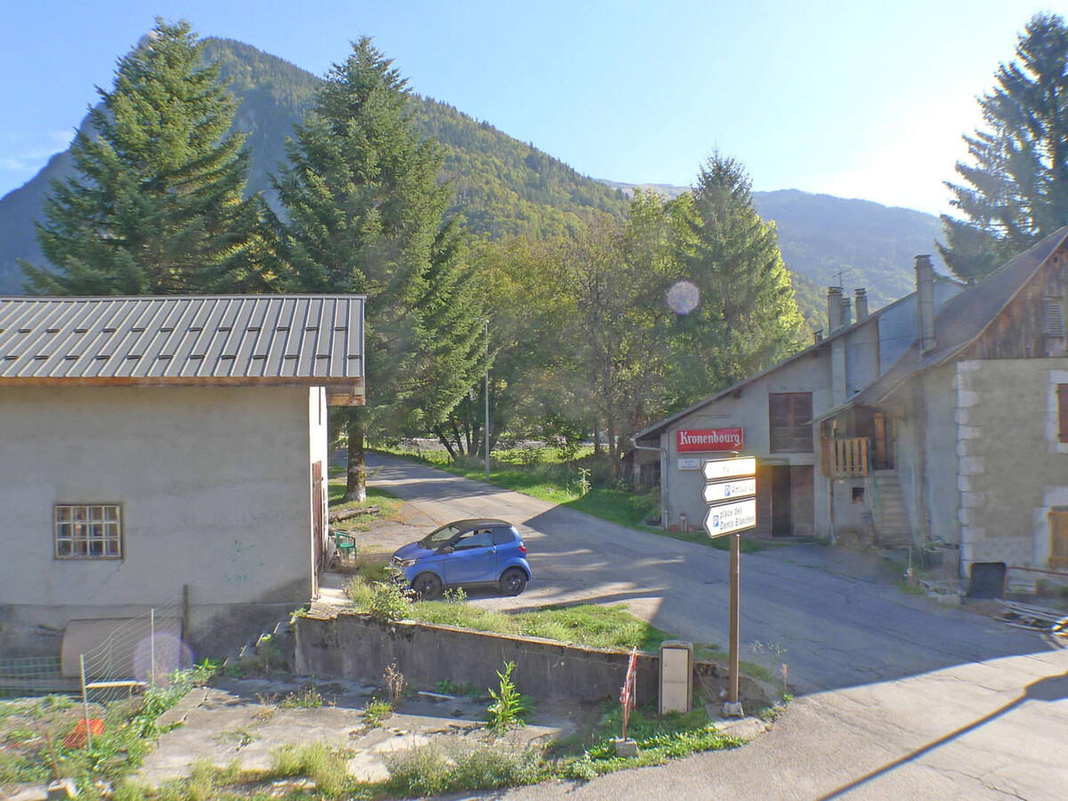 T2 mezzanine 32m² à Samoëns, balcon vue montagne - Photo 4