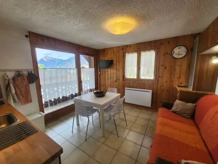 Studio 28m² 4 personnes, balcon vue remontées mécaniques : photo 2