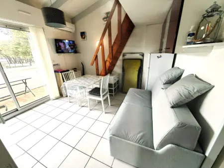 Location appartement à Cap d'Agde, T2 mezzanine avec climatisation, piscine et parking proche plage