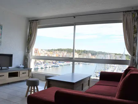 Location appartement à Gruissan, Appt climatisé 3 pièces - 4 pers avec parking privé à Gruissan