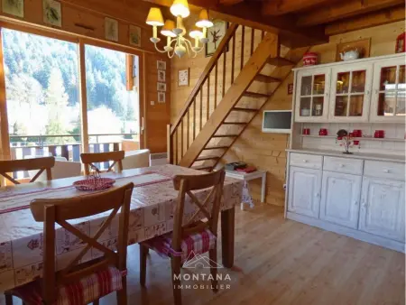 3 pièces + mezzanine 70m² balcon sud, 1km des pistes : photo 2