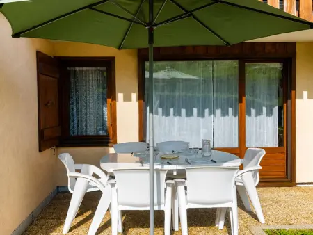 T2 skis aux pieds au Grand-Bornand, terrasse Sud-Est : photo 6