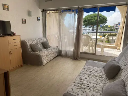 Studio 4 pers Port Camargue, vue piscine et port : photo 5