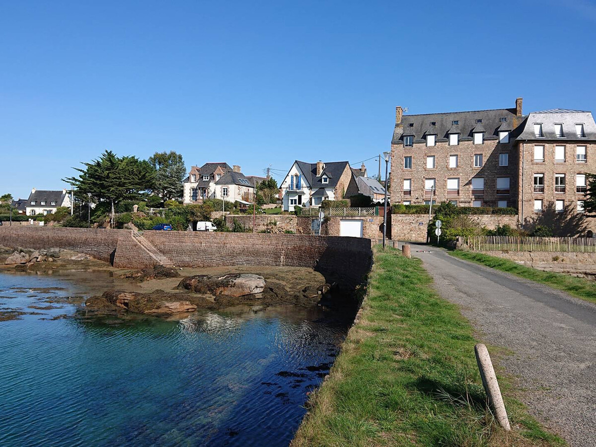 Appartement vue port à Perros-Guirec, WiFi, parking - Photo 17