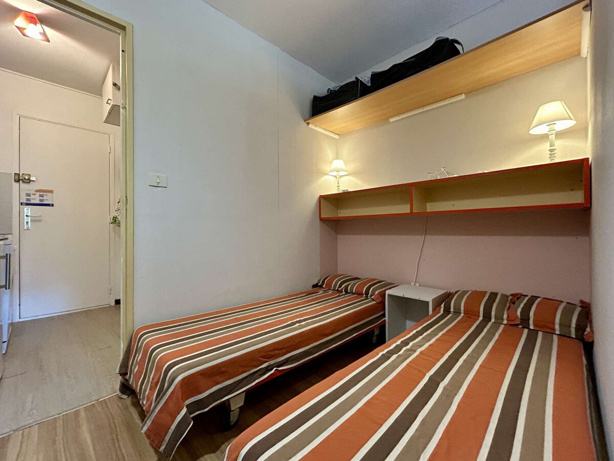 Studio cabine 4 pers au Dévoluy, parking et navette pistes - Photo 7
