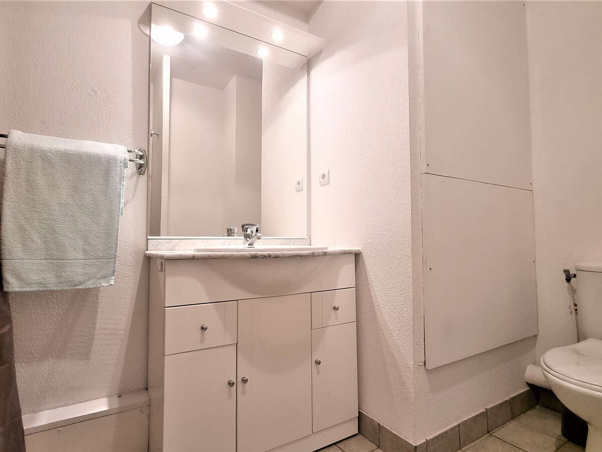 Studio cabine sud avec balcon à 100m du télésiège - Photo 6