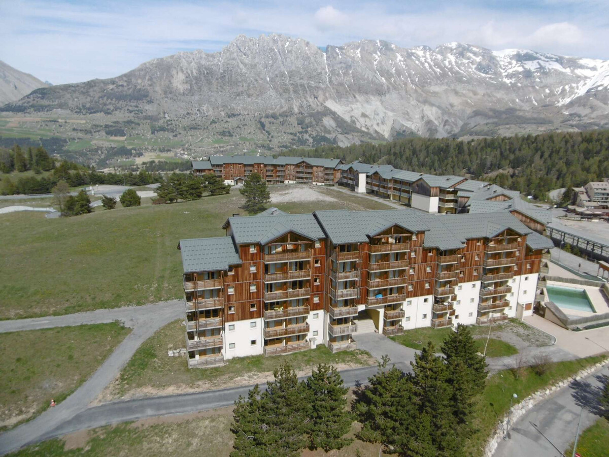 Studio cabine sud avec balcon à 100m du télésiège - Photo 10