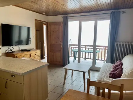 2 pièces balcon Sud, 30 m du télésiège, Vieil Alpe : photo 4