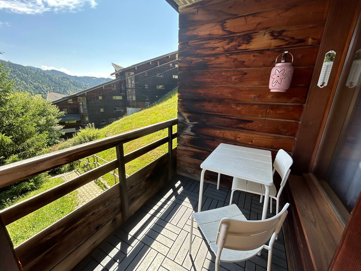 Appartement 3 étoiles Les Gets, balcon sud-ouest et parking - Photo 9