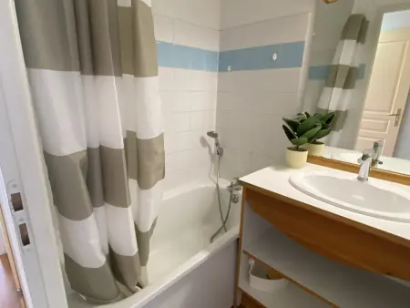 Appartement 6 pers. avec piscine extérieure à La Joue du Loup : photo 12