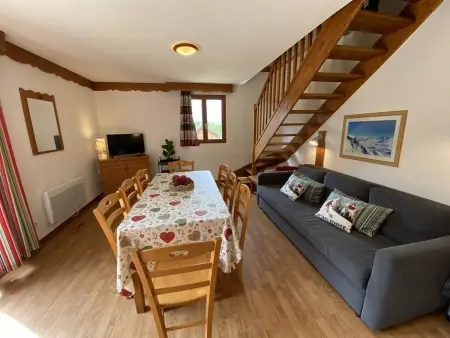 Duplex 8 pers. avec piscine d'été à La Joue du Loup : photo 3