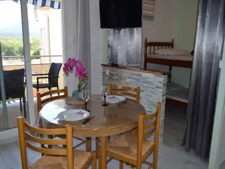Studio cabine 4 pers à 300m de la plage, clim, parking : photo 10