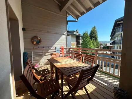 Appartement 52m² centre Les Gets, terrasse et garage : photo 3