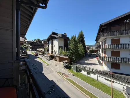 Appartement 52m² centre Les Gets, terrasse et garage : photo 13