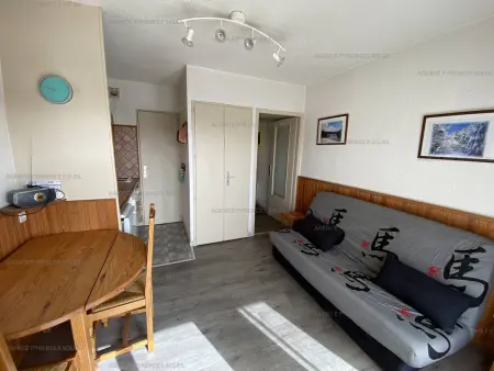 Location appartement à Les Angles, Studio cabine 4 pers, proche pistes, balcon, ascenseur, centre