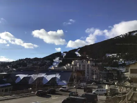 Studio cabine 4 pers aux Angles, balcon vue montagnes : photo 8